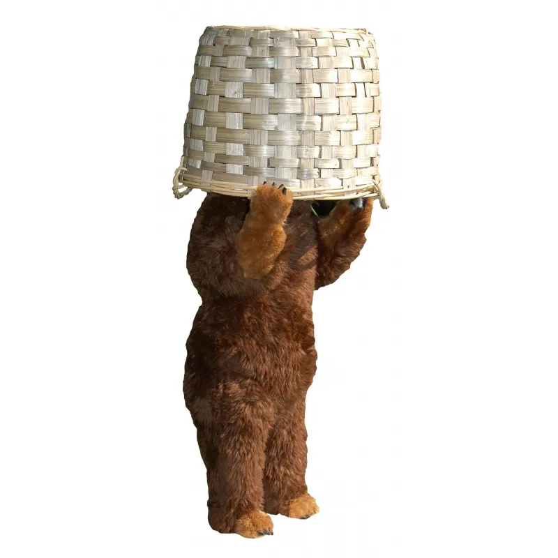 OURS BRUN LÉO TÊTE DANS LE PANIER