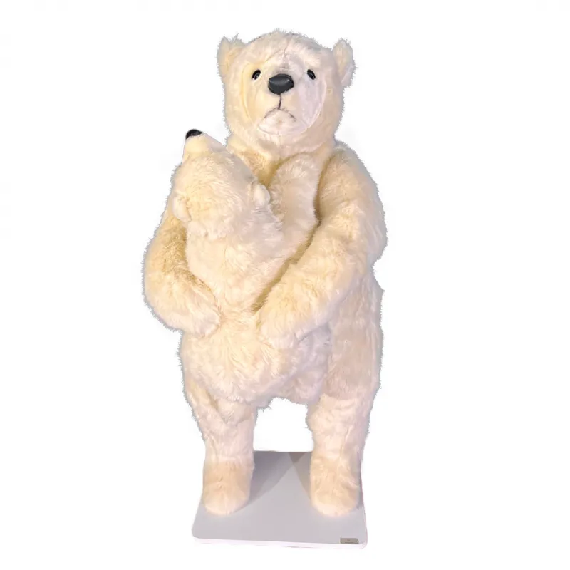 [40034L] BEAR HUG